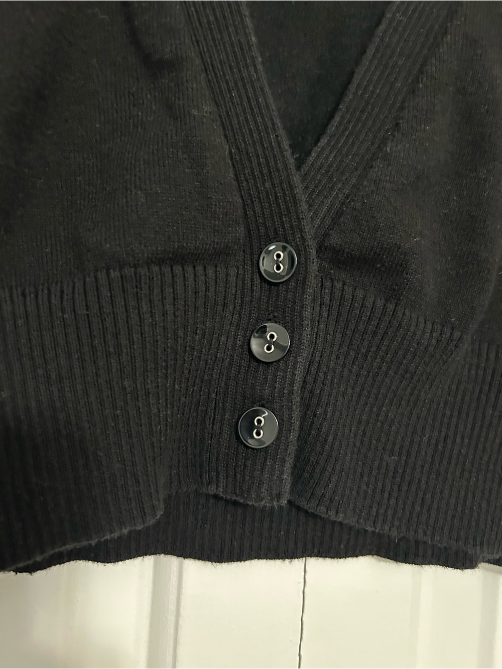 Y2K Sweater Project Black Cropped V-Neck Button Cardigan - Picture 6 of 7